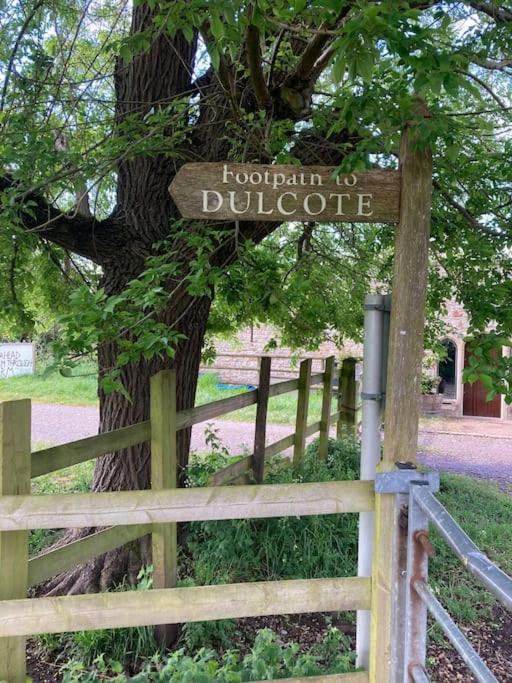 Cosy Studio Retreat In Wells, Somerset エクステリア 写真